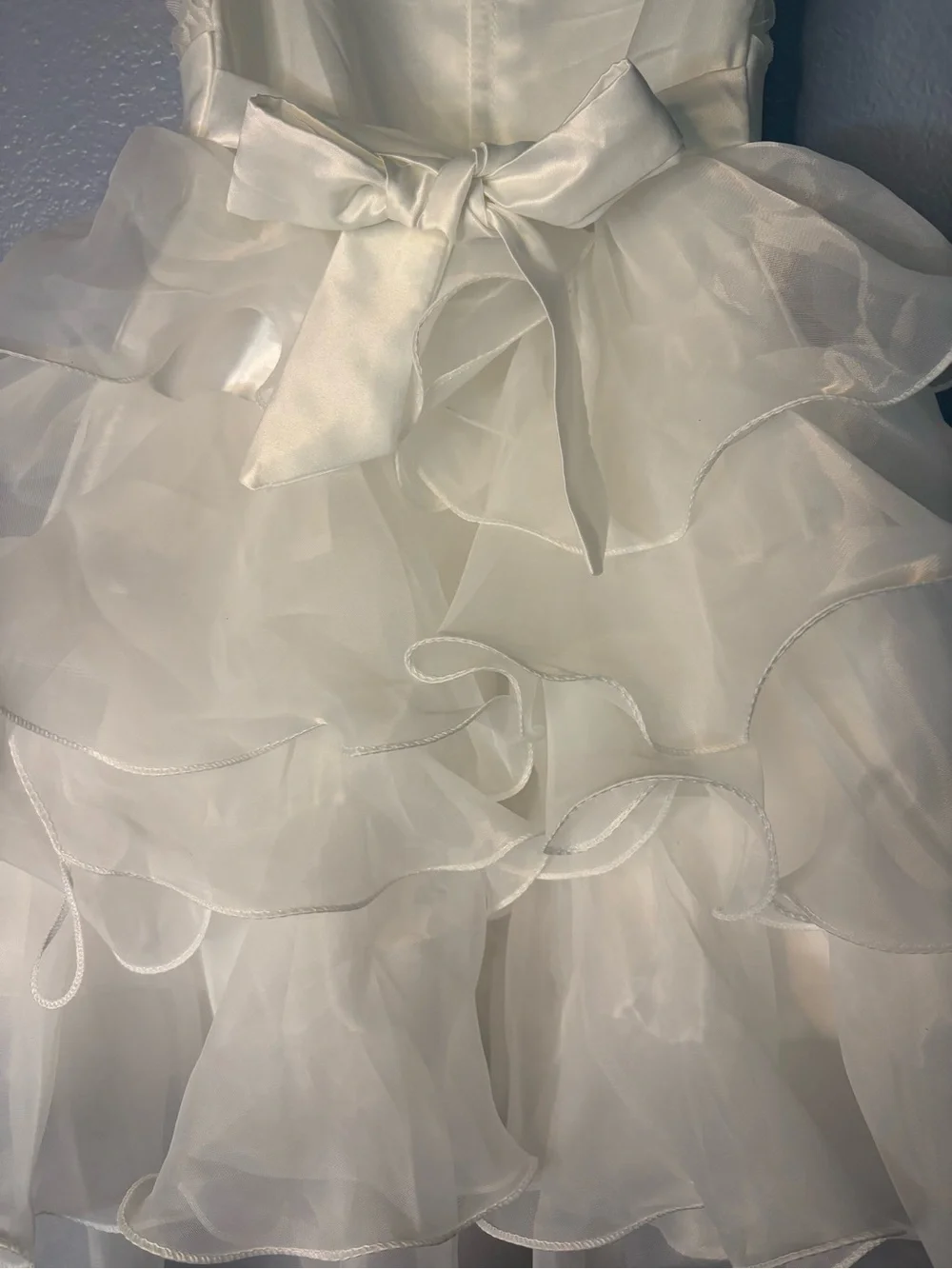 White Ruffle flower Girls' Dress with Bow